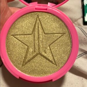 Jeffree ✰ so fucking gold never used just swatched